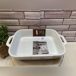 Staub ❤️Stoneware Baking Dish 1L  White NWT